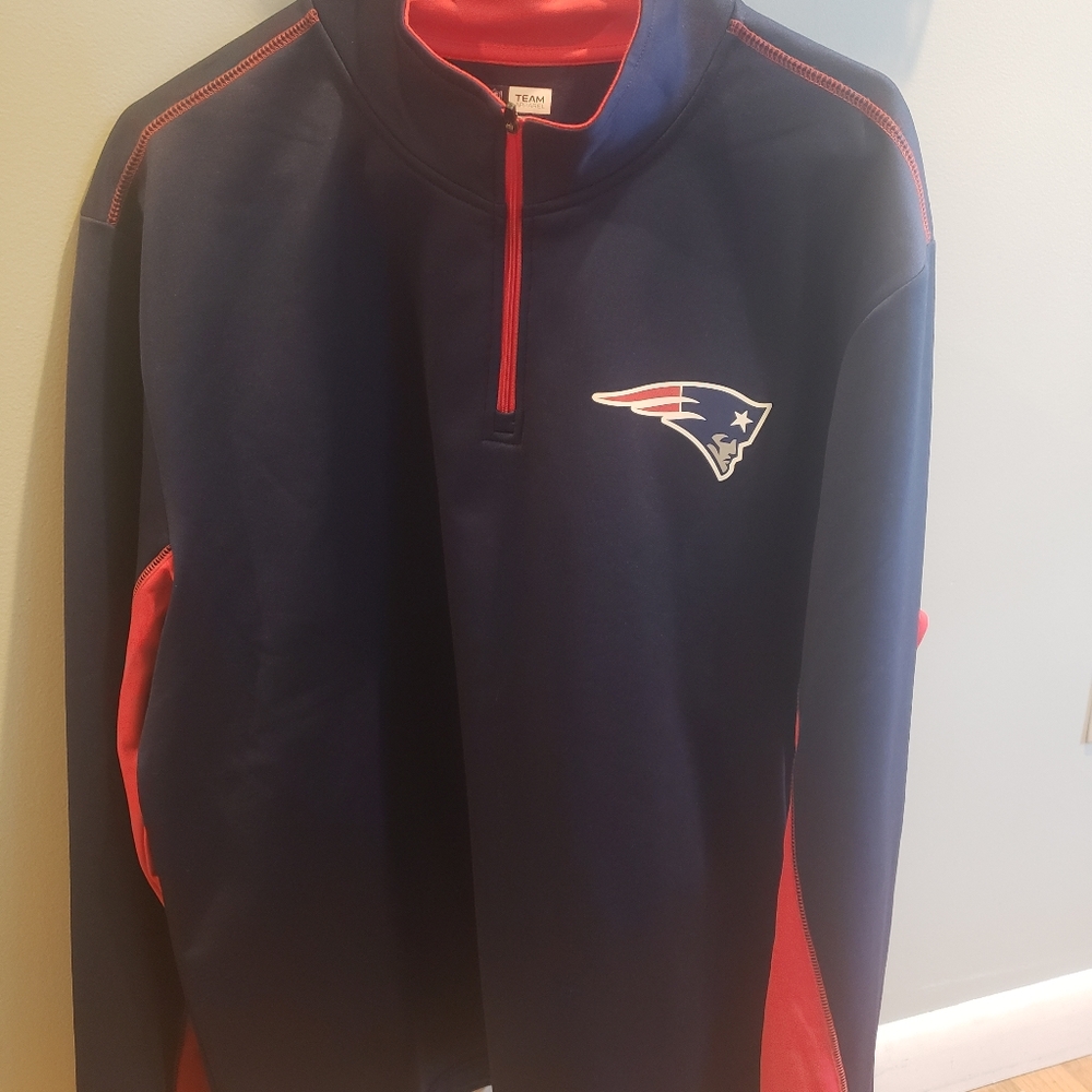 Patriots Pullover